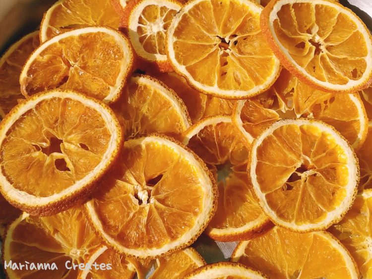 Αποξηραμένες φέτες πορτοκαλιού για διακόσμηση diy