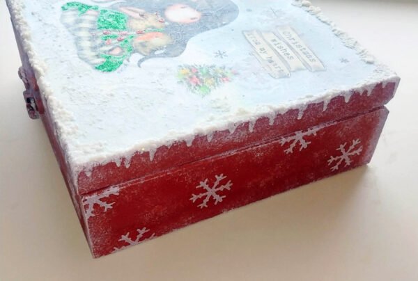 Χειροποίητο χριστουγεννιάτικο κουτί santoro